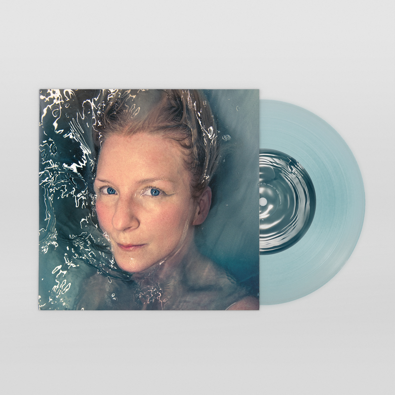 ionnalee - innocence of sound / allting vill rinna ut i sand. Vinyl - 7”